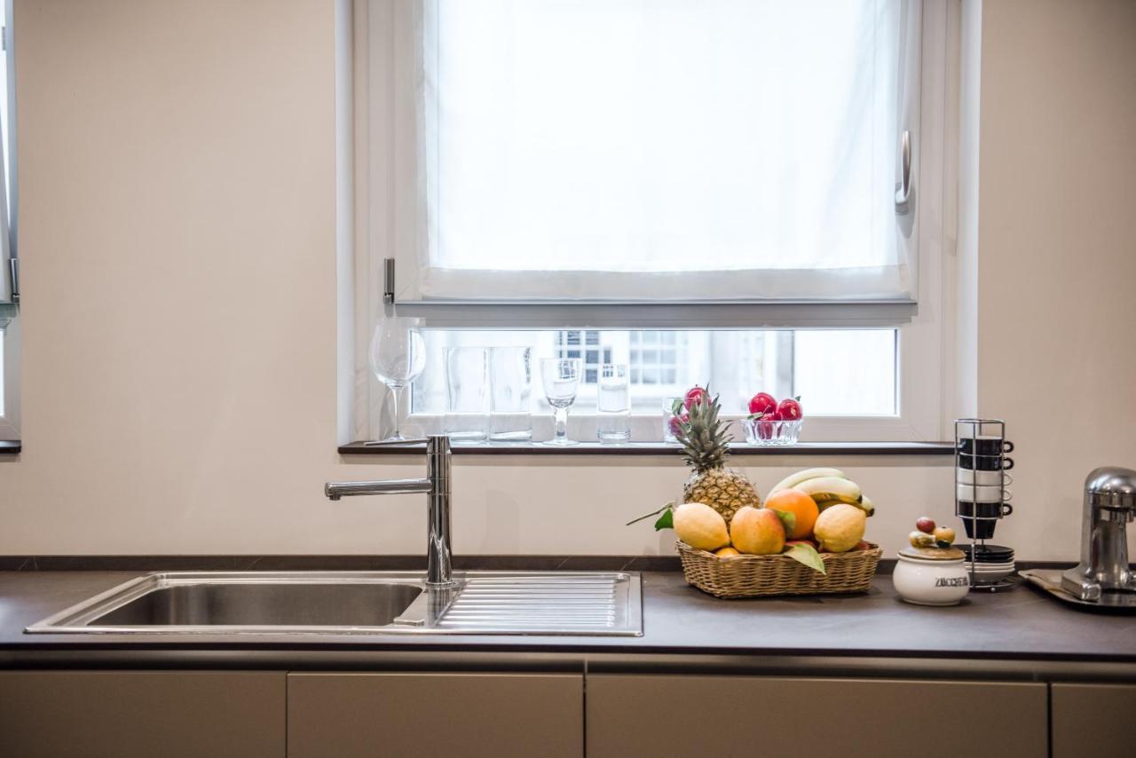 Casa 3 Santi, Your Contemporary Home In Рим Екстер'єр фото