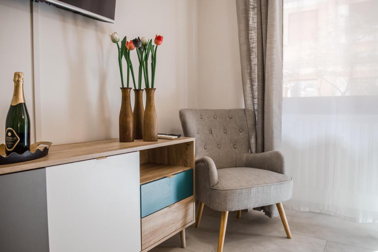 Casa 3 Santi, Your Contemporary Home In Рим Екстер'єр фото